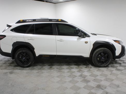 Used 2024 Subaru Outback Wilderness AWD/4WD image 27
