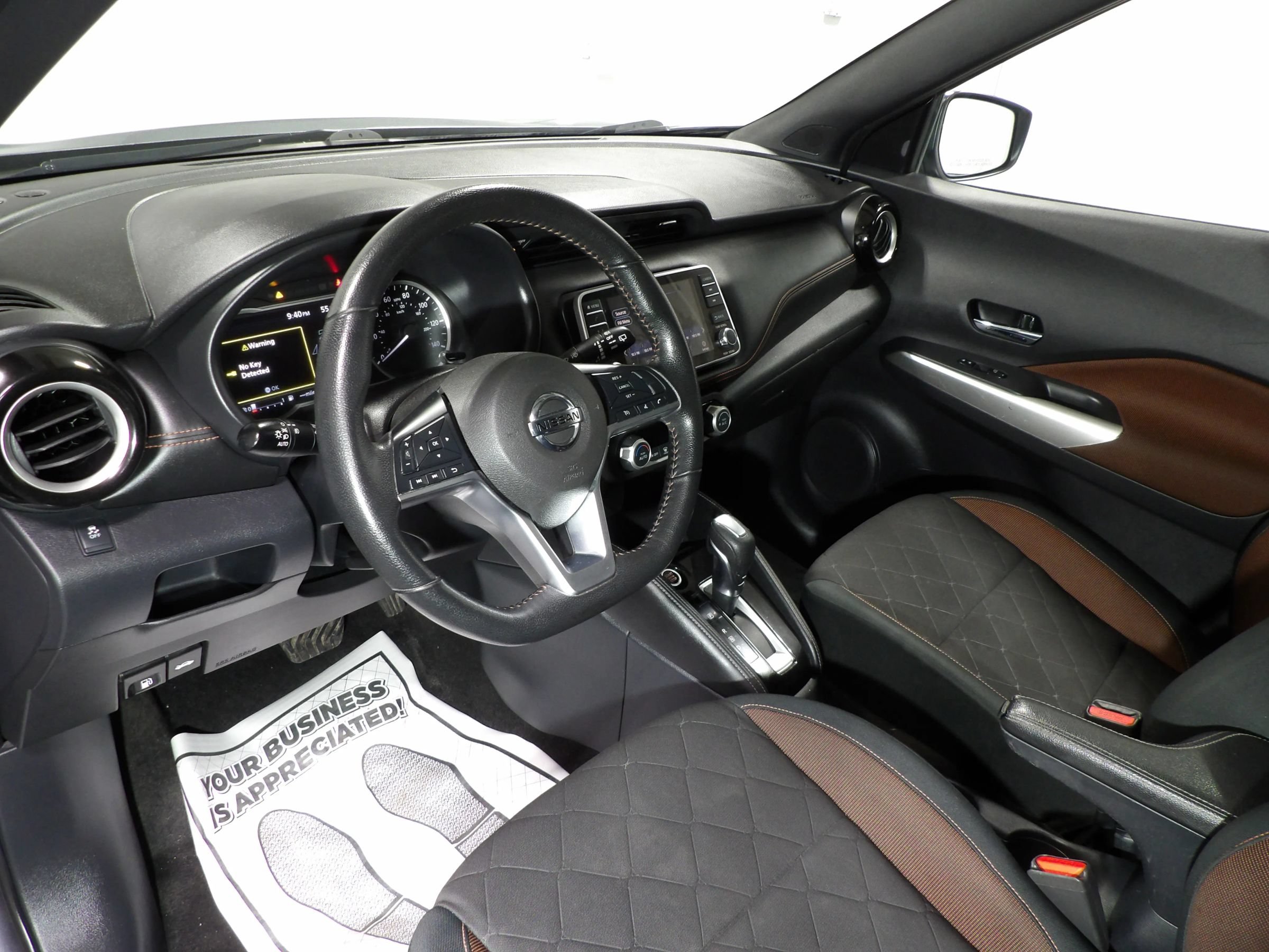 Used 2019 Nissan Kicks SR FWD image 10