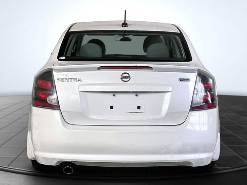 Used 2012 Nissan Sentra 2.0 SR w/ Special Edition Pkg FWD image 4