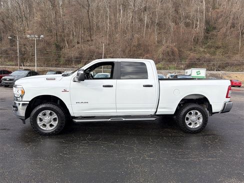 Used 2024 RAM 2500 Big Horn w/ Off Road Package image 7