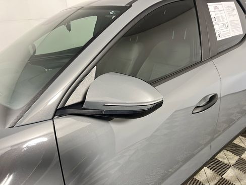 Used 2023 Hyundai Santa Cruz SEL image 13