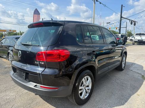 Used 2013 Volkswagen Tiguan S FWD image 6