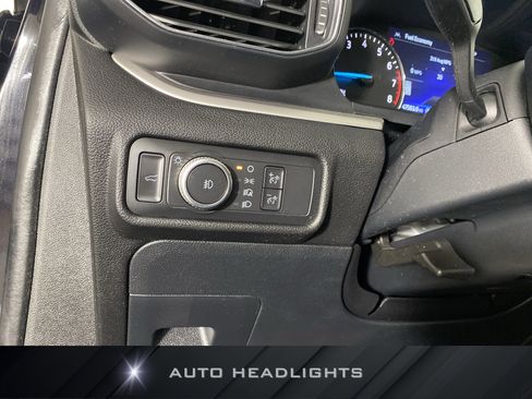 Used 2021 Ford Explorer XLT w/ Equipment Group 202A image 25