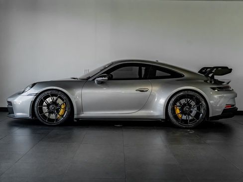 Certified 2022 Porsche 911 GT3 image 2