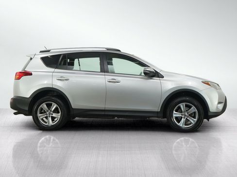 Used 2015 Toyota RAV4 XLE AWD/4WD image 6