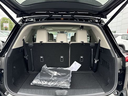 New 2026 Nissan Pathfinder SL w/ SL Premium Package AWD/4WD image 17