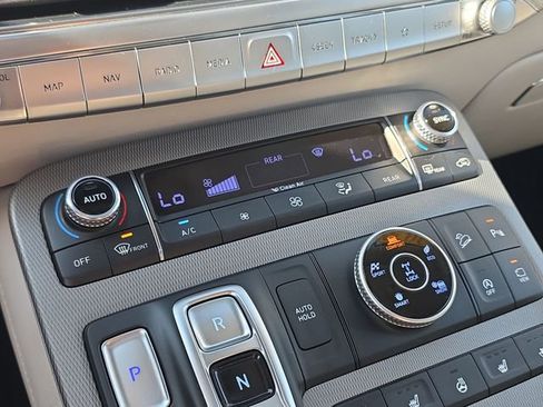Used 2022 Hyundai Palisade Calligraphy AWD/4WD image 19