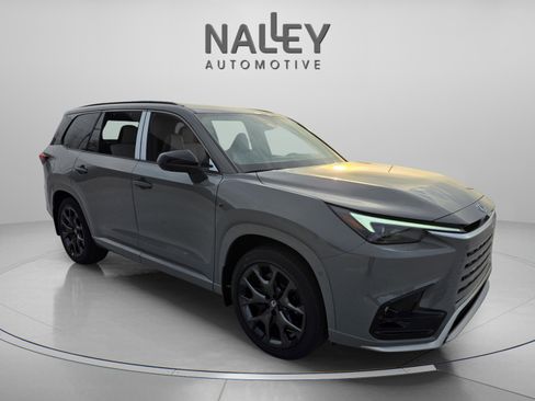 Certified 2026 Lexus TX 500h AWD w/ Technology Package image 7