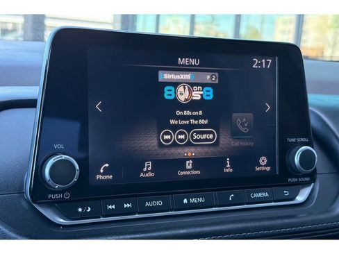 Used 2023 Nissan Rogue S AWD/4WD image 19