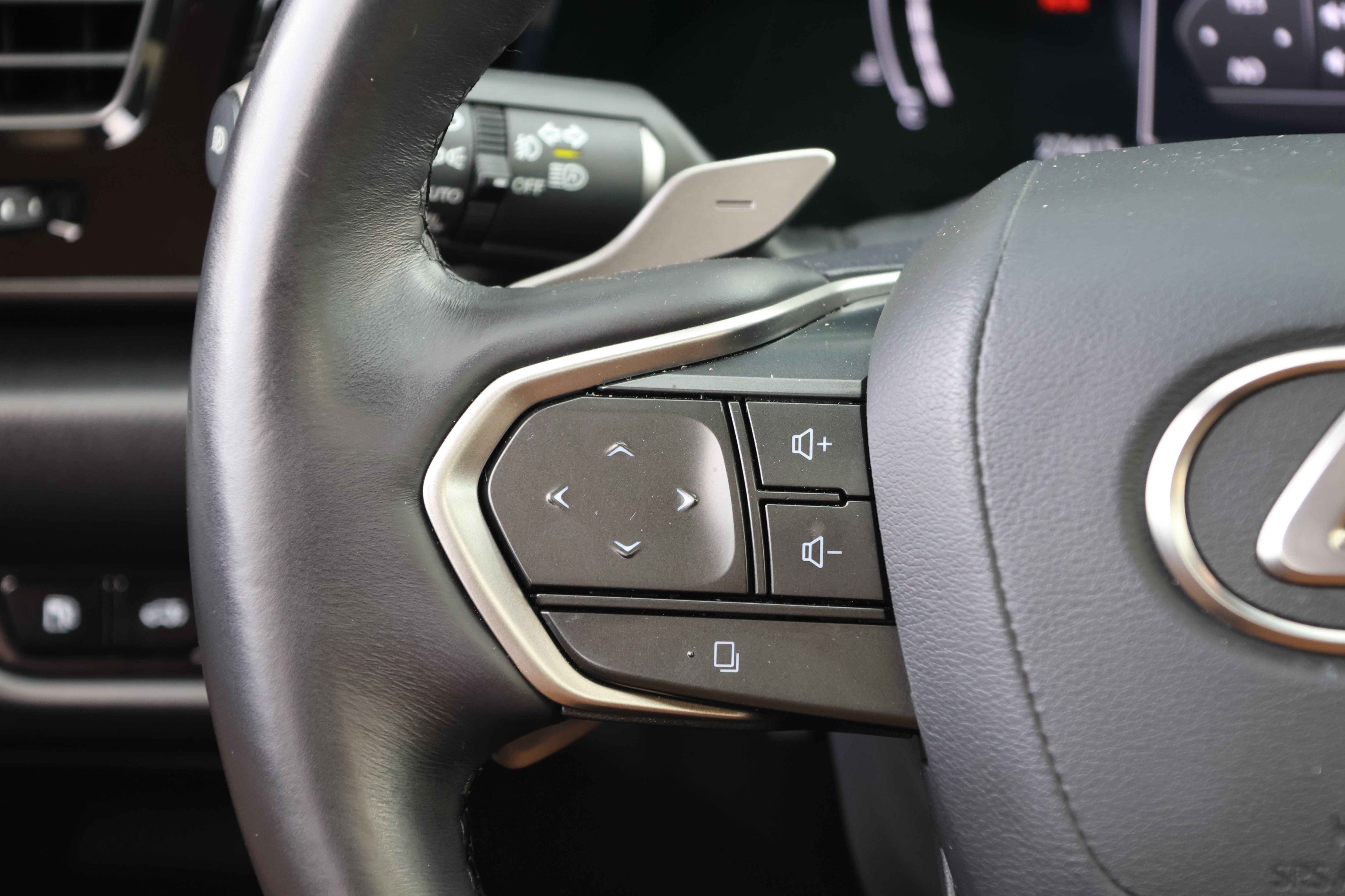 Certified 2025 Lexus NX 350 AWD w/ Accessory Package (2T) image 19