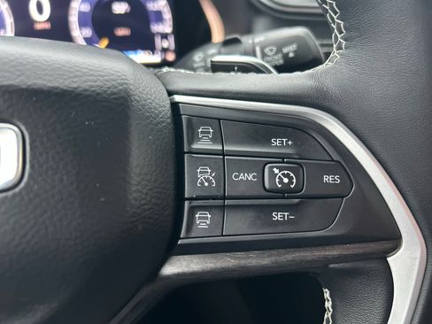 Used 2021 Jeep Grand Cherokee L Limited image 35