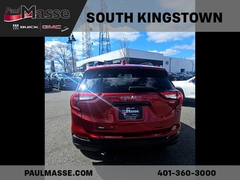 Used 2023 GMC Terrain SLT w/ Tech Package image 5