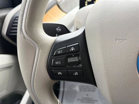 Used 2015 BMW i3 w/ Range Extender image 24