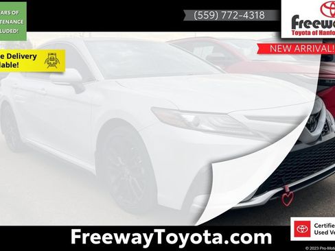 Certified 2022 Toyota Camry XSE FWD image 1