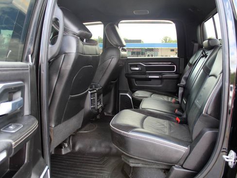 Used 2019 RAM 2500 Laramie AWD/4WD image 10