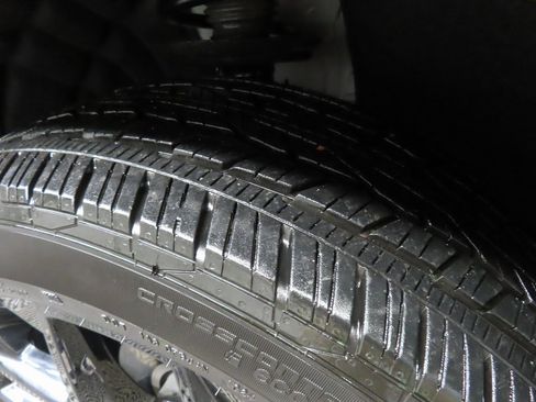 Used 2024 Chevrolet Traverse RS w/ LPO, Floor Liner Package image 7