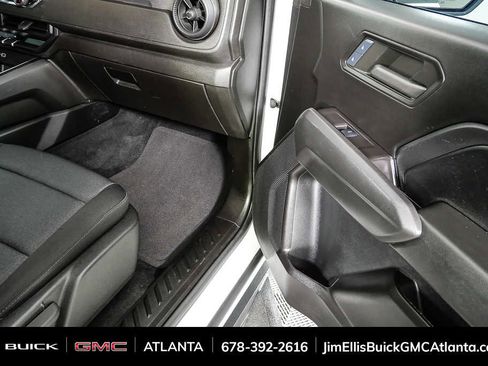 Used 2024 Chevrolet Colorado Trail Boss w/ Technology Package image 22