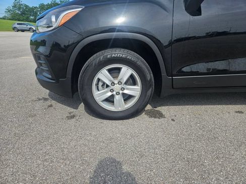 Used 2022 Chevrolet Trax LT w/ Driver Confidence Package AWD/4WD image 27