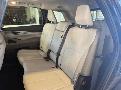 Used 2026 INFINITI QX60 Luxe FWD image 28