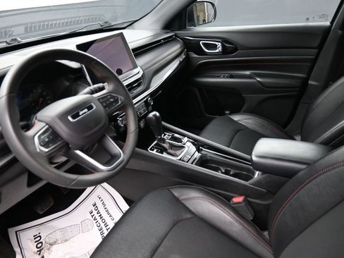 Used 2023 Jeep Compass Trailhawk image 19