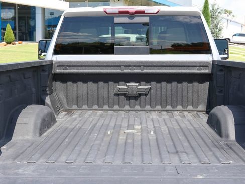 Used 2021 Chevrolet Silverado 2500 LTZ w/ LTZ Plus Package AWD/4WD image 37