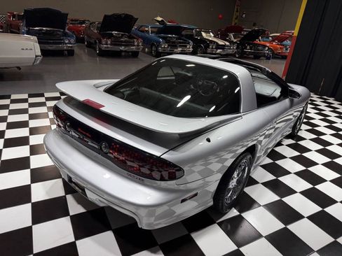 Used 2002 Pontiac Firebird Trans Am image 17