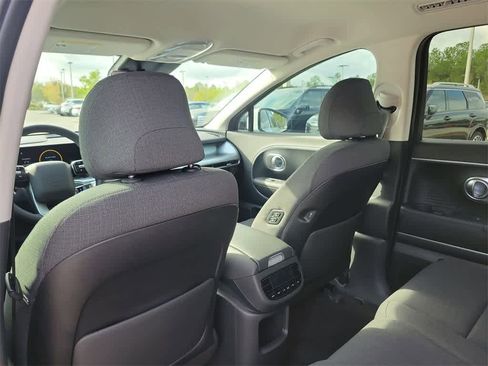 New 2026 Hyundai Ioniq 9 SE image 10