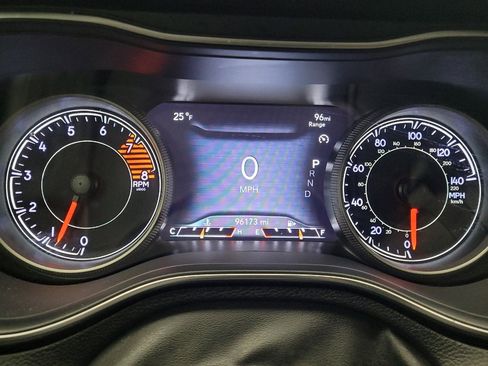 Used 2019 Jeep Cherokee Trailhawk w/ Comfort/Convenience Group image 23