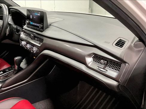 Used 2025 Acura Integra A-Spec image 19