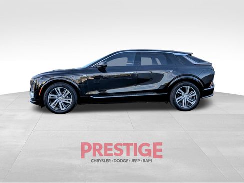 Used 2024 Cadillac Lyriq Tech w/ LPO, Floor Liner Package RWD image 13