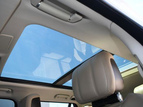 Used 2021 Land Rover Range Rover Westminster Edition AWD/4WD image 19