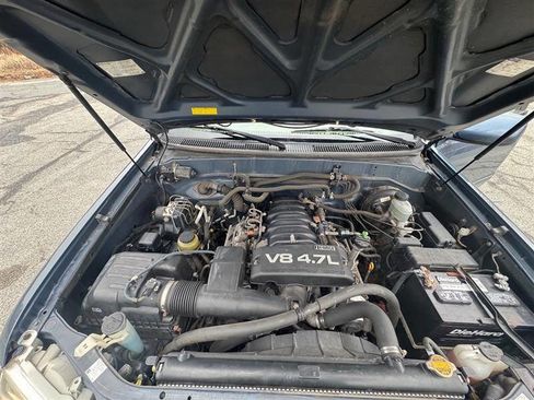 Used 2005 Toyota Sequoia Limited image 29