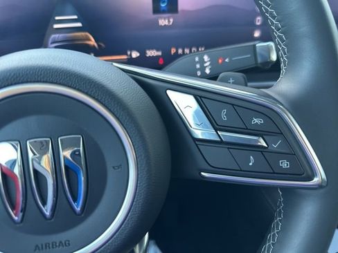 Used 2025 Buick Envision Preferred image 20