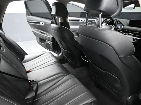 Used 2024 Genesis G80 2.5T image 21