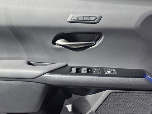Used 2023 Lexus UX 250h F Sport image 24