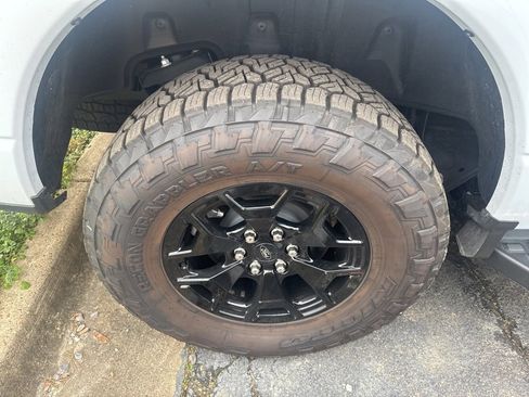 Used 2025 Ford F150 Lightning XLT image 12