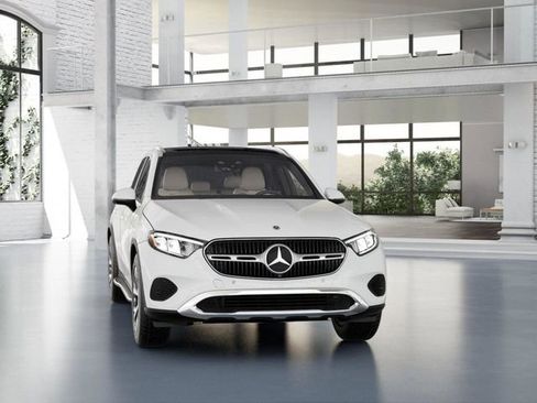 New 2026 Mercedes-Benz GLC 350e 4MATIC image 8