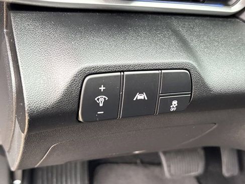 Used 2022 Hyundai Elantra Limited w/ Cargo Package FWD image 21