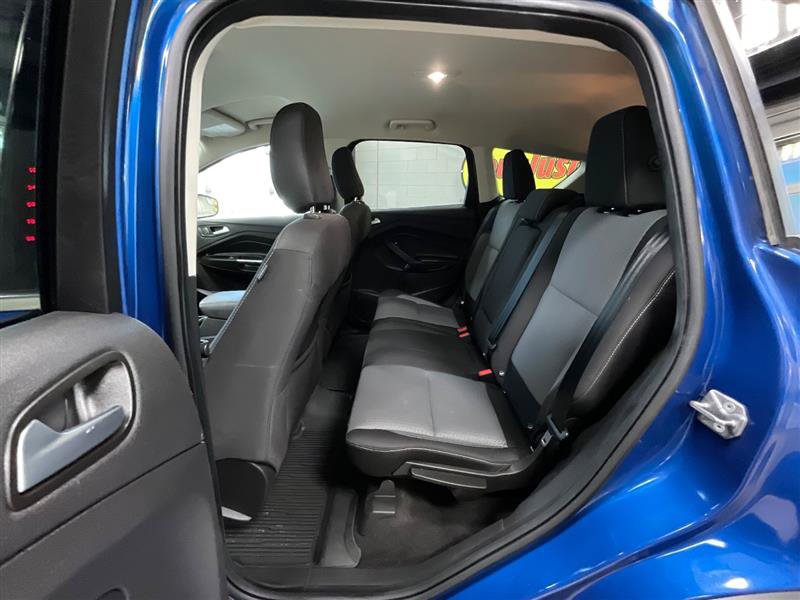 Used 2019 Ford Escape SE FWD image 22
