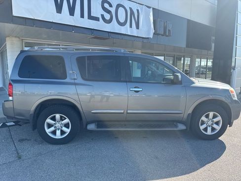 Used 2015 Nissan Armada SV AWD/4WD image 5