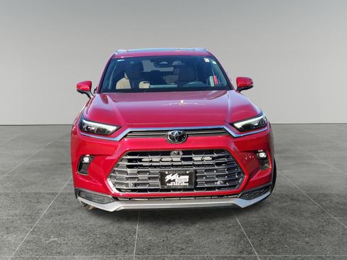 Used 2026 Toyota Grand Highlander AWD Hybrid image 2