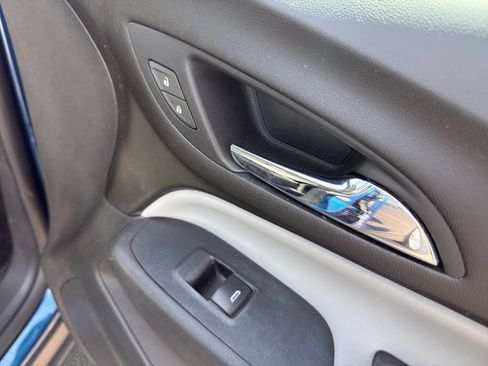 Used 2019 Chevrolet Equinox Premier AWD/4WD image 16