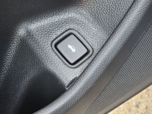 Used 2020 Honda Accord Sport image 22