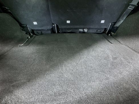 Used 2018 Jeep Wrangler Unlimited Sahara w/ Connectivity Group image 33