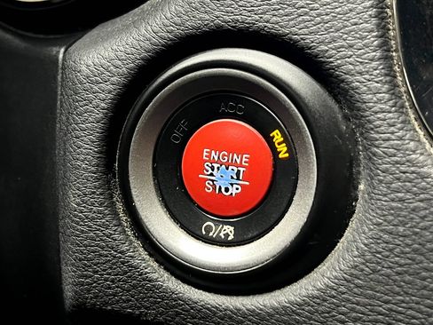 Used 2019 Dodge Durango SRT w/ Technology Group AWD/4WD image 24