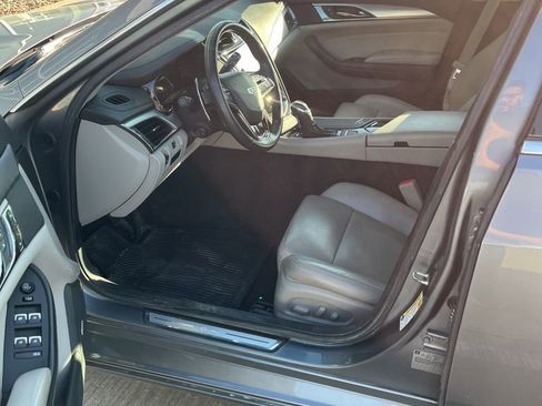 Used 2018 Cadillac CTS Luxury image 3