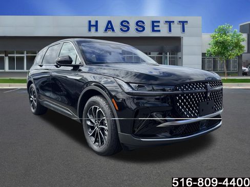 Used 2026 Lincoln Nautilus Premier w/ Equipment Group 102A AWD/4WD image 1