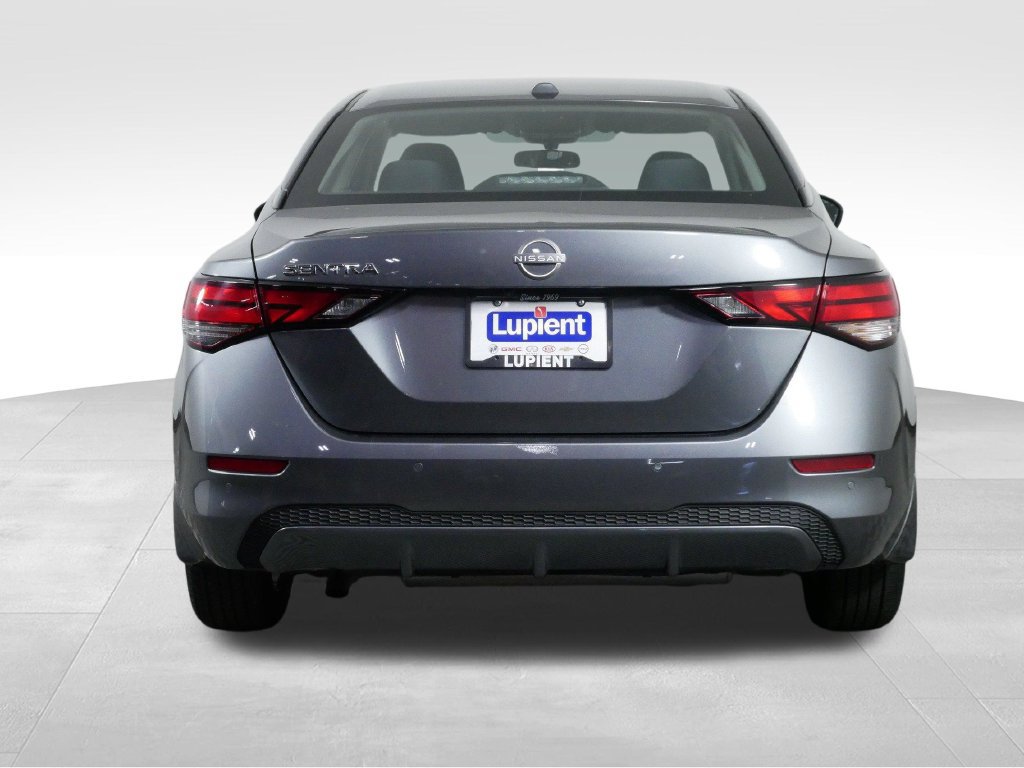 Used 2025 Nissan Sentra SV w/ All-Weather Package FWD image 9