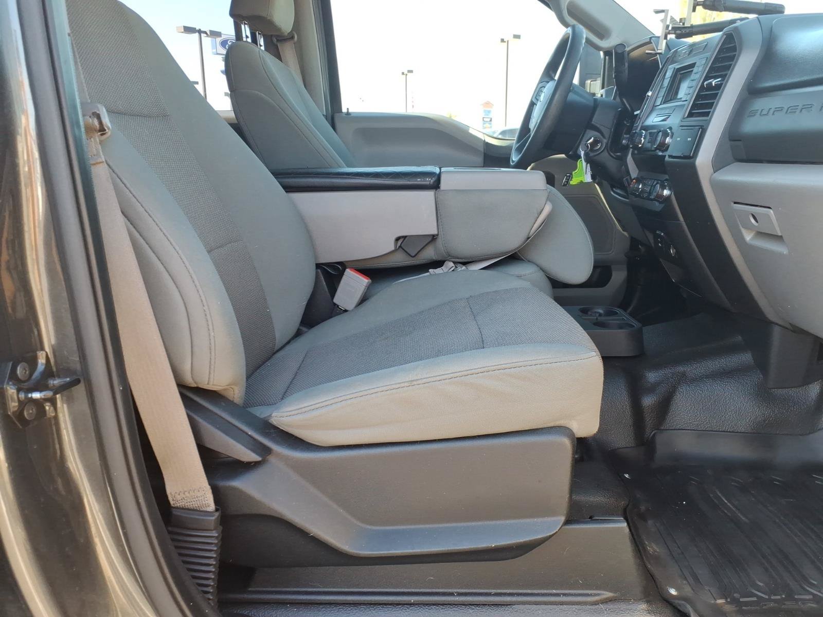 Certified 2019 Ford F250 XL w/ STX Appearance Package AWD/4WD image 11