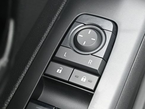 Certified 2025 Toyota Tacoma SR5 image 12